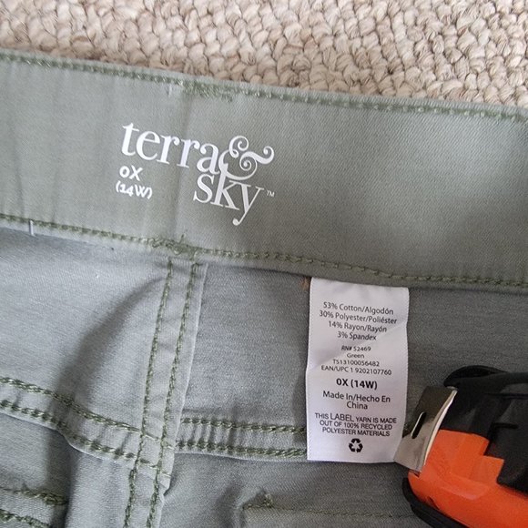 NWT Terra & Sky Women's Plus Size Pull-On Wide-Leg Pants Size 0X (14W) - Picture 4 of 8